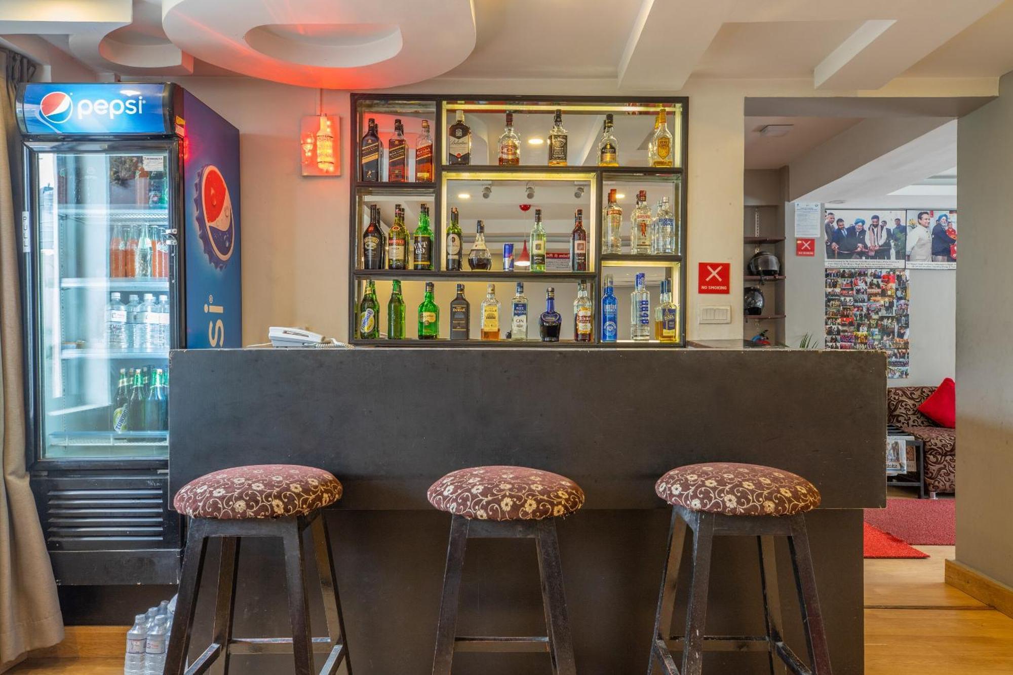 Oyo 123 Hotel Prince Plaza كاتماندو المظهر الخارجي الصورة